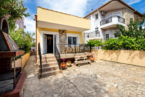 Archagelos House